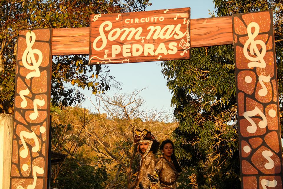 som-nas-pedras-10.jpg