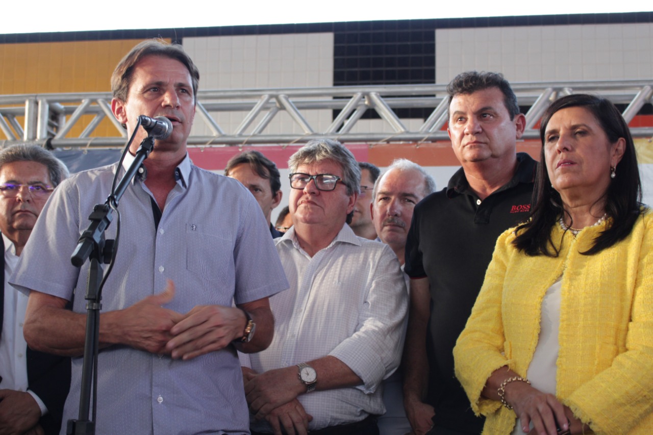 governador-em-queimadas-4-1.jpeg