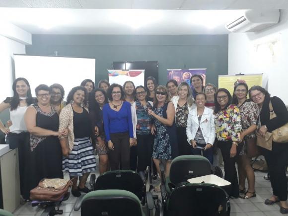 Gerência de Gênero de Queimadas participa de Encontro com gestoras para discutir mortalidade materna