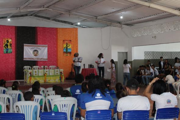 Com apoio das SMDS e SEDUC de Queimadas, Escola Estadual realiza I Sarau Literário sobre A Essência da Identidade Negra