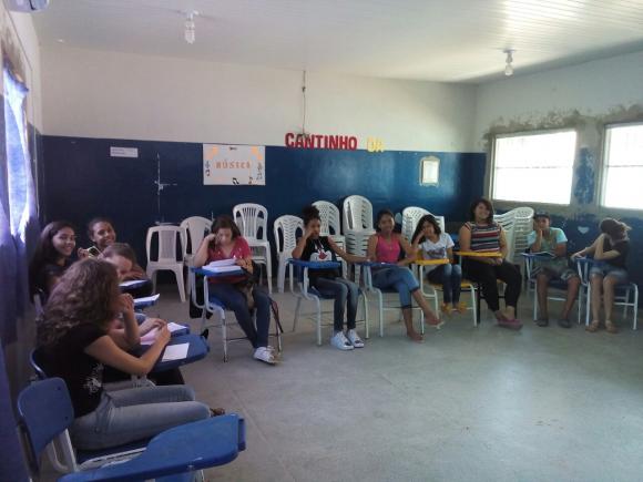 Secretaria de Educação de Queimadas adota gratuitamente ensino do Inglês para alunos do 9º ano