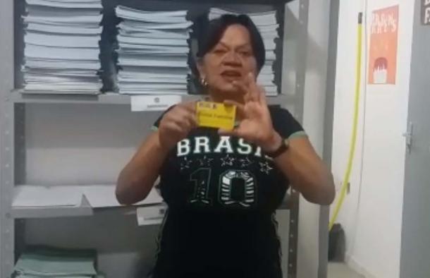 Após se aposentar, beneficiária do Bolsa Família em Queimadas procura SMDS e opta pelo desligamento voluntário do Programa 