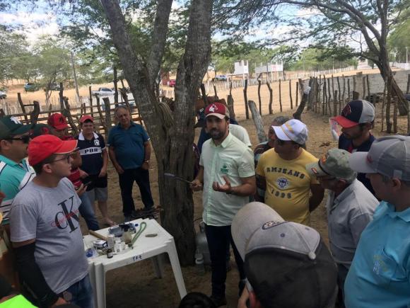 Capacitação realizada pela Seame de Queimadas reúne mais de 40 produtores rurais em “Dia de Campo”