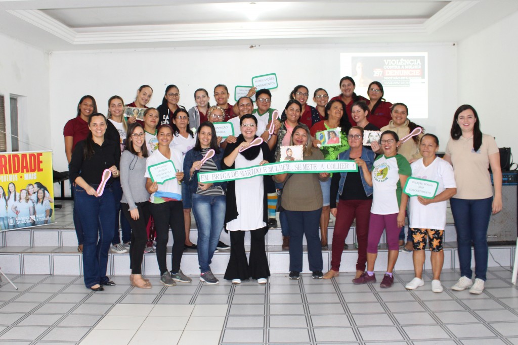 Gerência de Articulação e Política para a Mulher promove roda de conversa sobre os 13 anos da Lei Maria da Penha