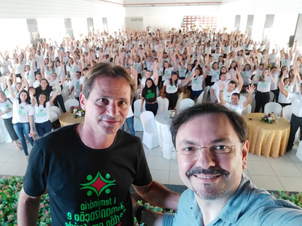 Seminário Humanização e Gestão em Saúde: prefeito destaca avanços e aprovação do PCCR para os profissionais da saúde