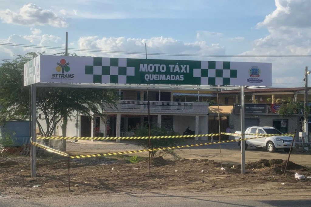STTRANS inicia construção de quatro Pontos de Apoio ao Mototaxi no município de Queimadas