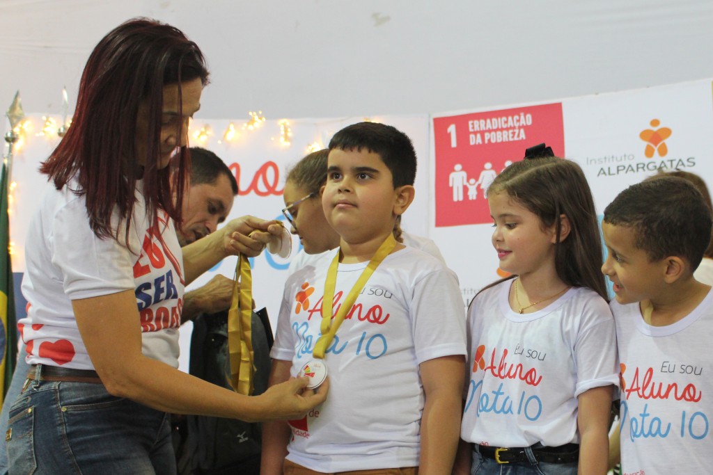Seduc e Instituto Alpargatas preparam mais uma edição dos prêmios “Aluno Nota 10” e “Educador Nota 10”