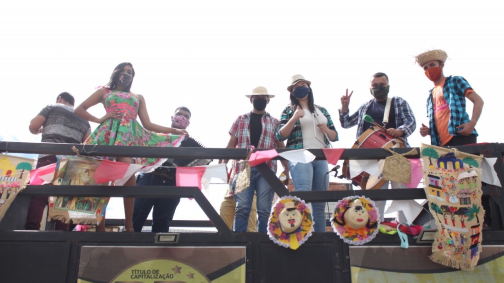 Prefeitura organiza Arraiá Itinerante para levar o espírito junino aos cidadãos durante isolamento social