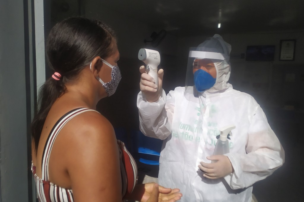 Centro de Especialidades Odontológicas promove a entrega de 200 novas próteses dentárias