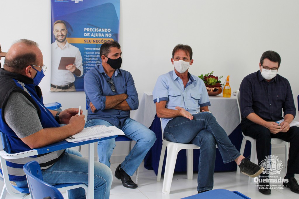 Prefeito Carlinhos de Tião se reúne com colaboradores para fortalecer o trabalho da gestão municipal no bairro Ligeiro