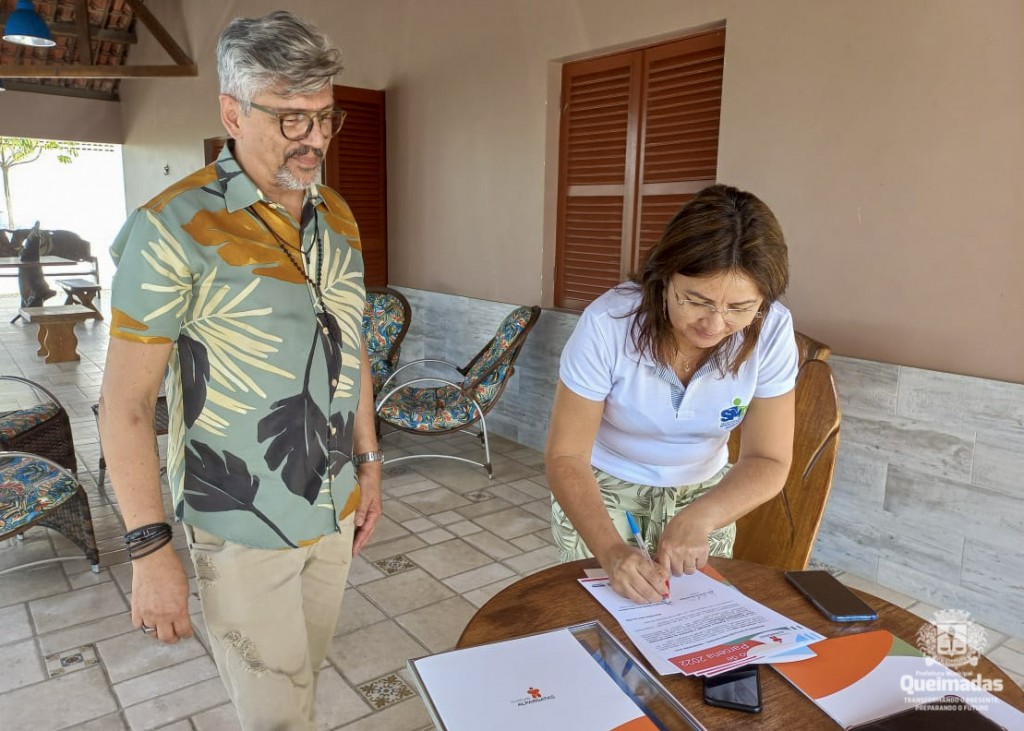 Secretaria de Desenvolvimento Social de Queimadas e Instituto Alpargatas firmam parceria para o Programa Empreender ALPA