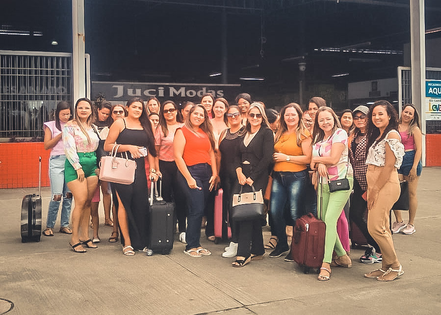 Casa do Empreendedor apoia participação de profissionais queimadenses em feira de beleza pernambucana