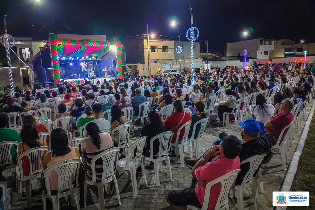 Prefeito Carlinhos de Tião inaugura a Praça Vitalzão - novo espaço de lazer e esportes de Queimadas/PB